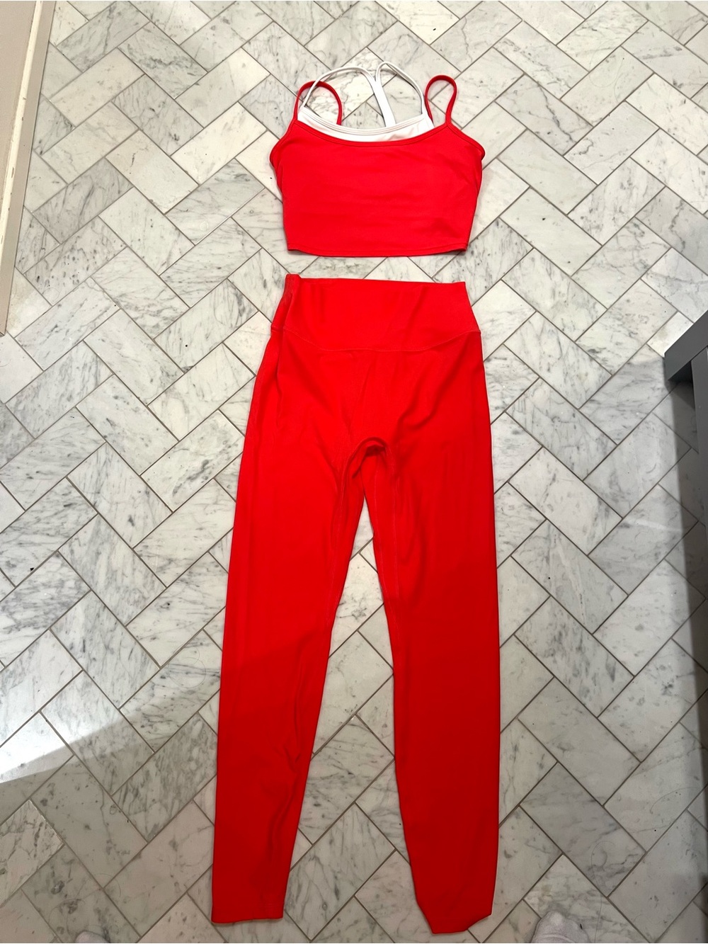 Comfort Double-Layer Red Crop Tank + Legging - Picture 9 of 10